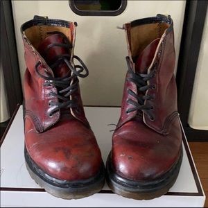 ORIGINAL Dr. Marten 1460 boots